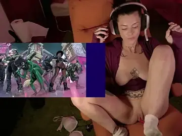 Stripchat Best Webcam of GennaJames