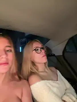 Stripchat Free Live Porn of Lucy_lu01