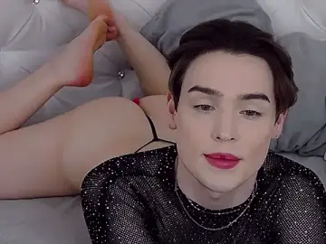 Stripchat Sex Cam of RobbyCharming