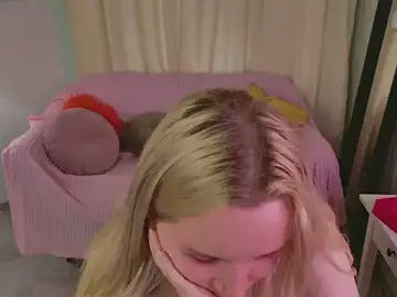Stripchat Watch Live Sex Cams of Beatrica_Klein