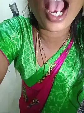 Stripchat Adult Webcam of Kavya5500