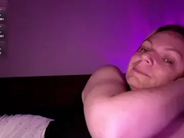Stripchat Live Porn of l4dyc4pricorn76