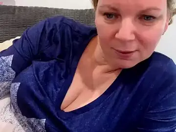 Stripchat Live Porn of l4dyc4pricorn76