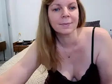 Stripchat Sex Chat of l4dyc4pricorn76