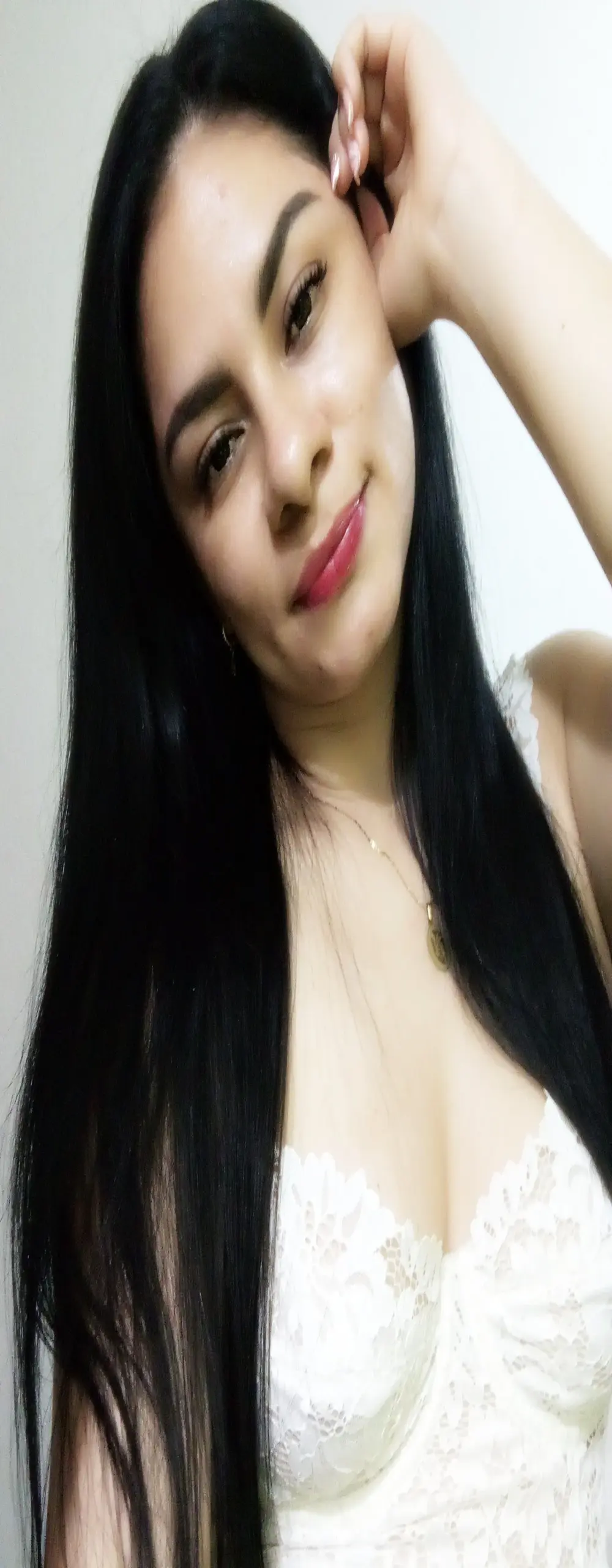 luna_pinky