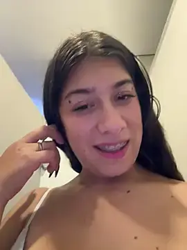 Stripchat Adult Video Chat of Enyeld_ruru