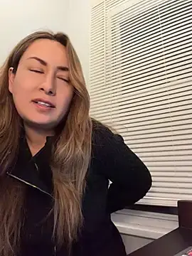 Stripchat Adult Webcam of IAmScarlettLove