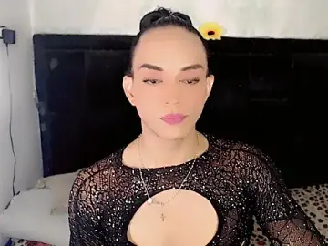 Stripchat Live Sex Cam of Michell_Queen