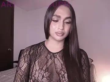 Stripchat Live Sex Cam of carminaurmommy