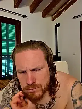 Stripchat Nude Webcam of kylie_blck