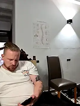 Stripchat Free Live Porn of kylie_blck