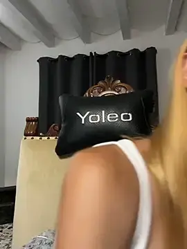 Stripchat Live Sex of kylie_blck