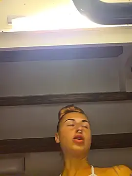 Stripchat Live Sex of kylie_blck