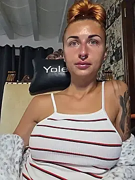 Stripchat Free Live Porn of kylie_blck