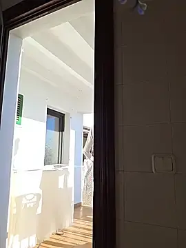 Stripchat Live Sex Cam of kylie_blck