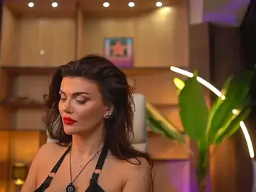Stripchat Free Porn Cam of myakalifa