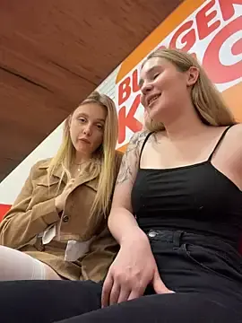 Stripchat Live Sex Cam of SiaLater