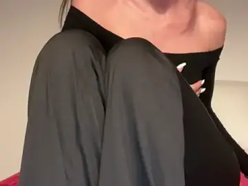 Stripchat Free Live Porn of youandme_x_x
