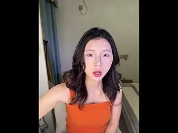 Stripchat Free Porn Cam of Y--F--LOVE