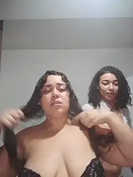 Stripchat Live Sex of frankwyni