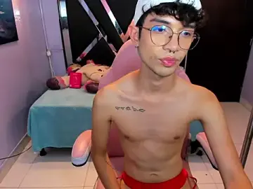 Stripchat Free Live Porn of LiamHeatx