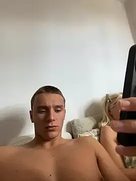 Stripchat Live Sex of SofiaNLukaBabe