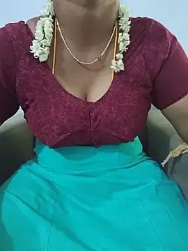 Stripchat Watch Live Sex Cams of Tamilyazhini19