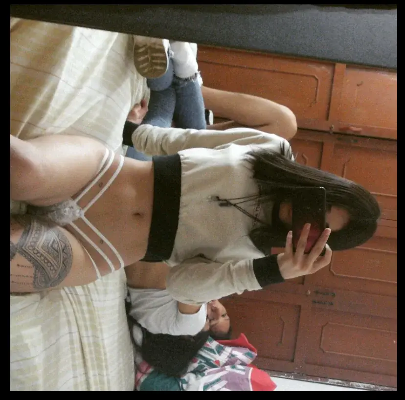 Ayris_18