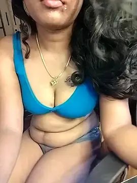Stripchat Adult Webcam of Tamil_Kavitha