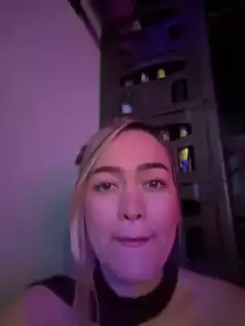 Stripchat Live Sex Cam of Danielavegax