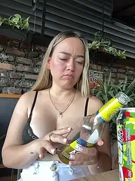 Stripchat Best live sex cam show of Danielavegax