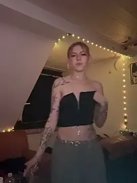 Stripchat Sex Cam of Lina-420