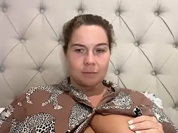 Stripchat Watch Live Sex Cams of erincheshire