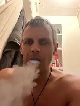 Stripchat Best live sex cam show of ChiefApron5