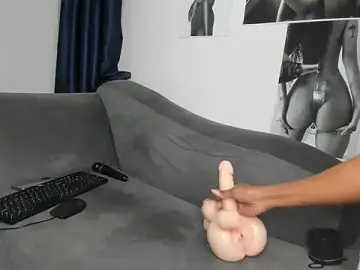 Stripchat Live Porn of tinydolll