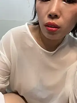 Stripchat Adult Webcam of milkwine