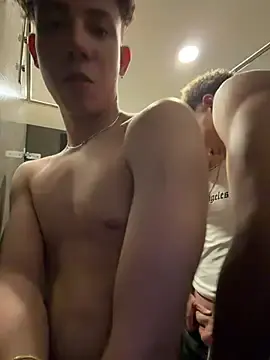 Stripchat Live Sex of yoursexyjose