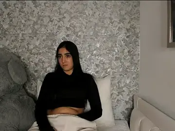 Stripchat Live Sex Cam of Anika_H