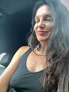 Stripchat Nude Webcam of -OLYA-