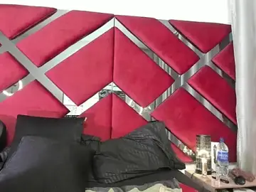 Stripchat Free Live Porn of Kendra-Foxxy