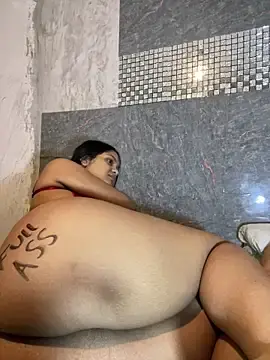 Stripchat Adult Video Chat of Messy-Diana_