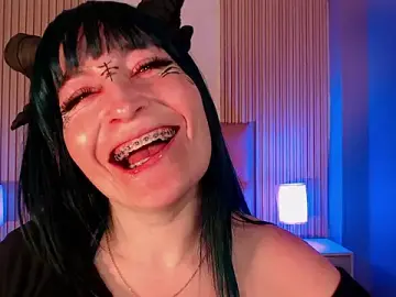 Stripchat Live Porn of alicia_moom