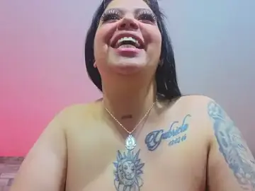 Stripchat Nude Webcam of martinna_tay