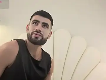 Stripchat Free Live Porn of Ethan__Walker