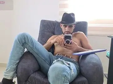Stripchat Free Live Porn of Ethan__Walker