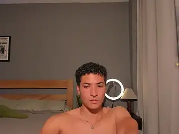 Stripchat Live Sex Cam of MitchellXD