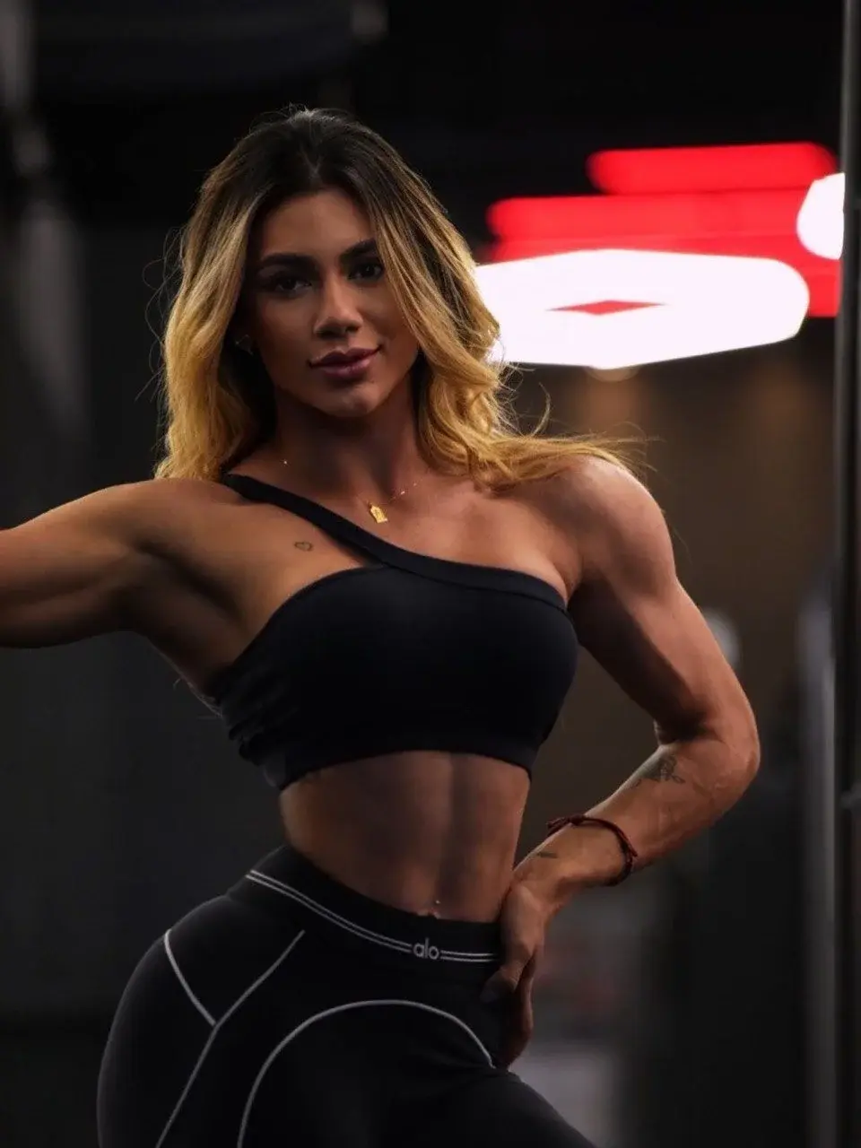 Valentina_Saint