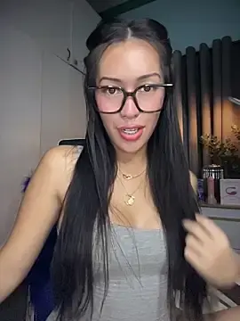 Stripchat Sex Cam of Jasmine_Elcock