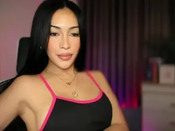 Stripchat Free Live Porn of Jasmine_Elcock