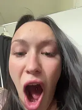 Stripchat Live Sex Cam of EliteBitch